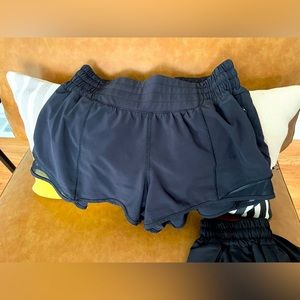 Black lululemon Size 0 inseam 2.5” EXCELLENT!